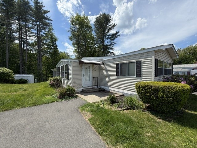 9 John's Dr Property Photo 1