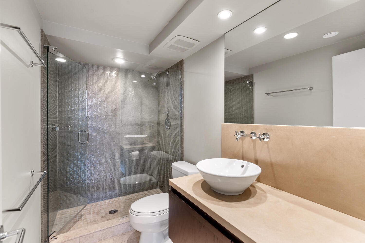 201 Newbury St # 202 Property Photo 18