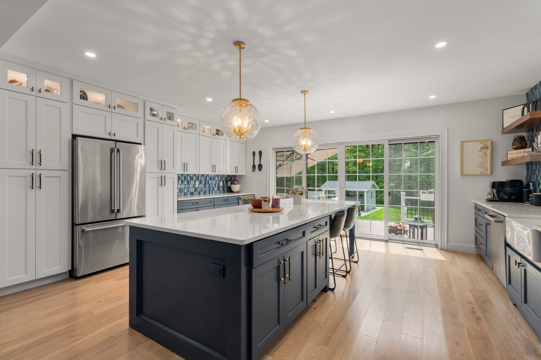 295 Gardner St Property Photo 7