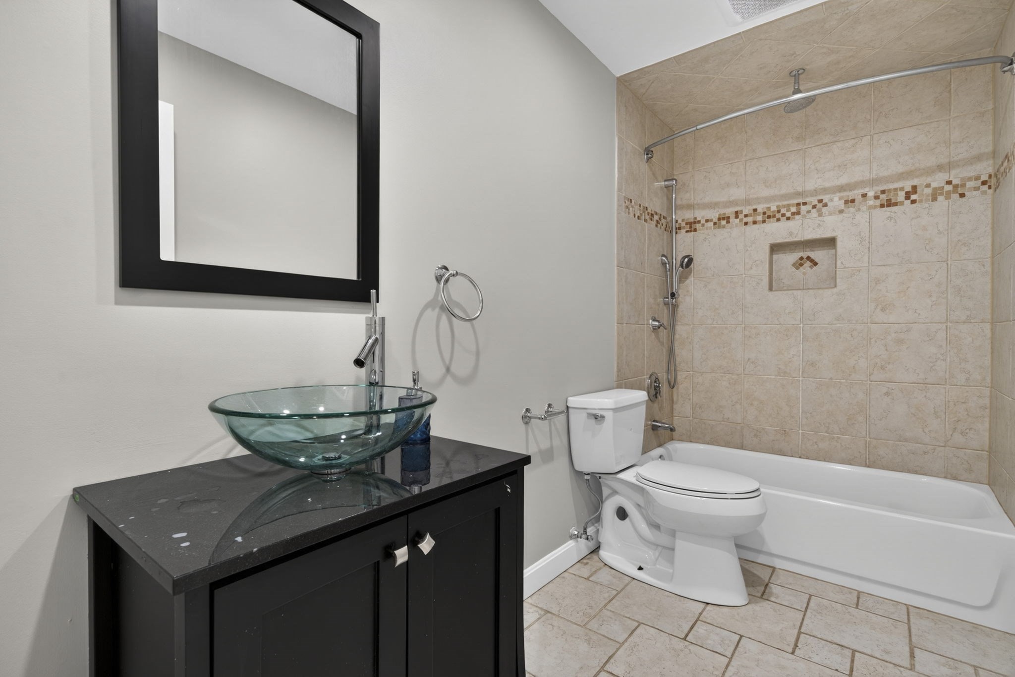 26 Breakwater Dr # 26 Property Photo 10