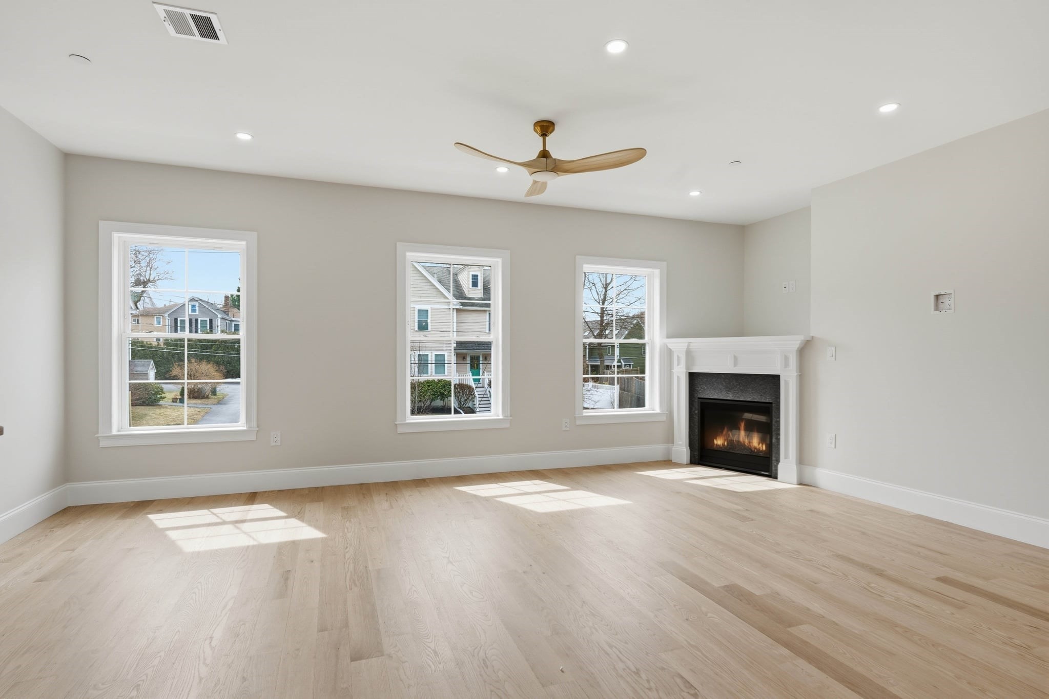 11 Washington Street # M Property Photo 3