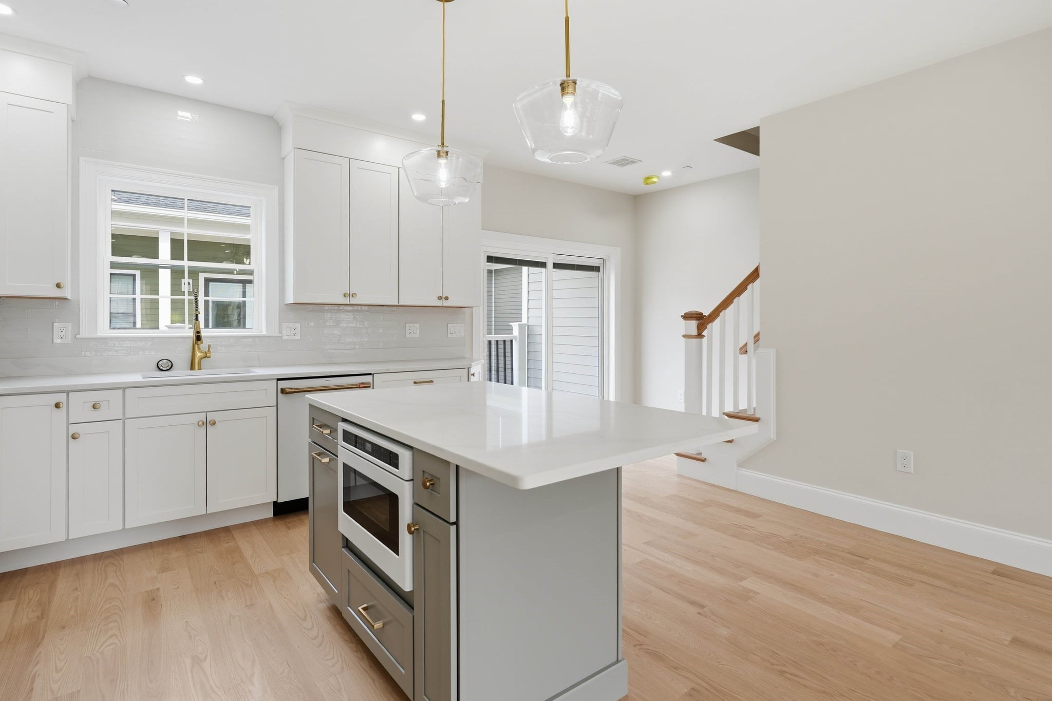 11 Washington Street # M Property Photo 8
