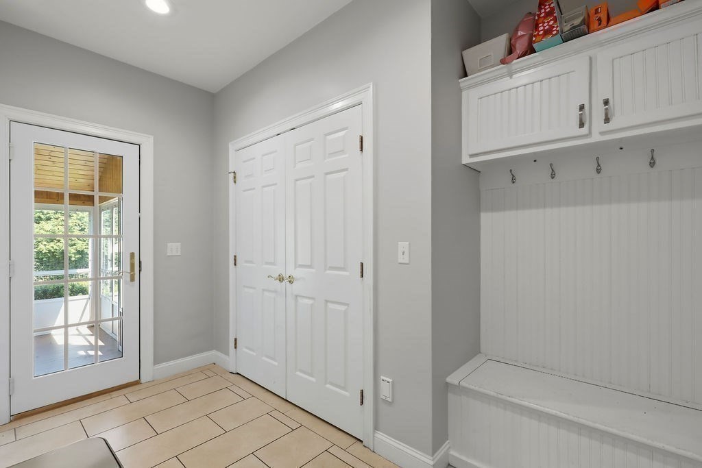 21 Coach Road Property Photo 14