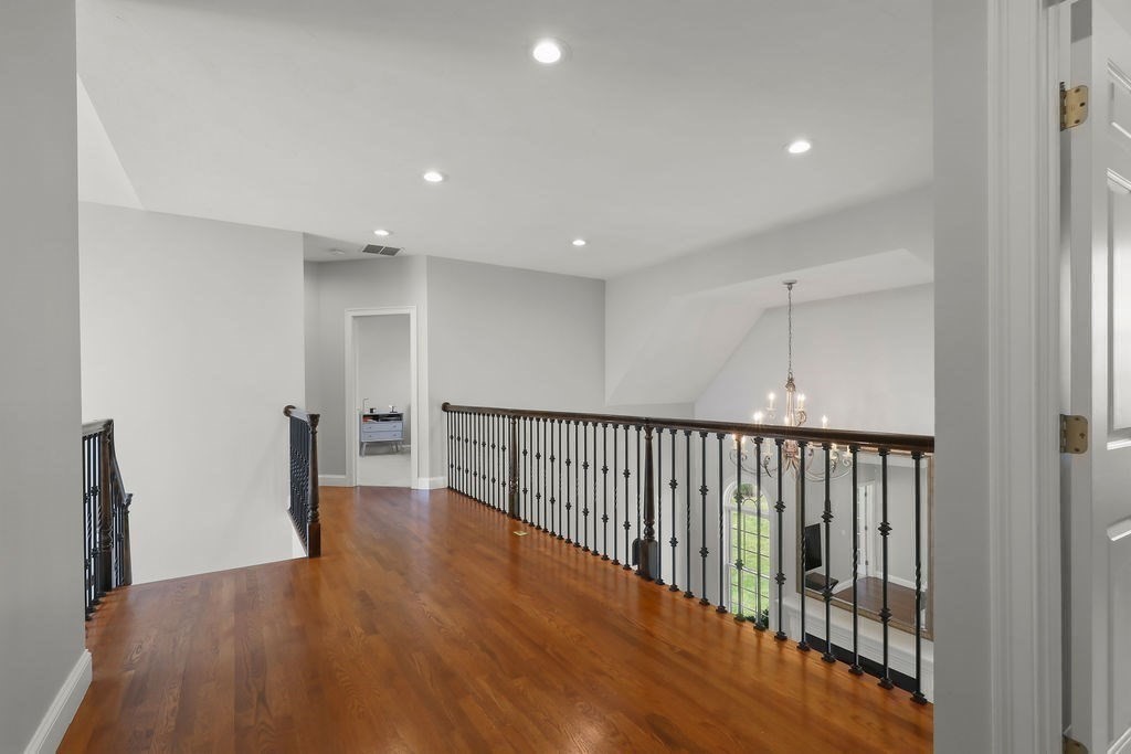 21 Coach Road Property Photo 17