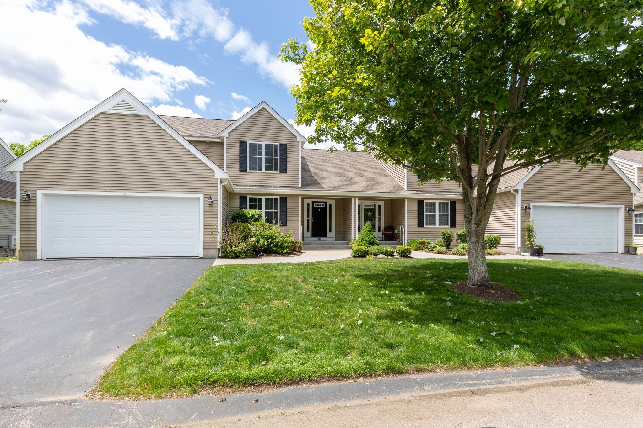 18 Captain Carlson Way # 18 Property Photo 3