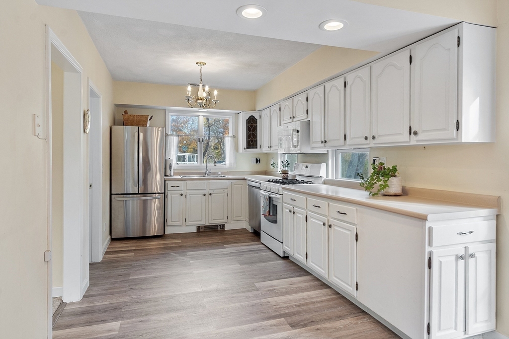 6 Amherst Street Property Photo 18