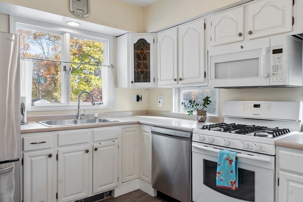 6 Amherst Street Property Photo 19