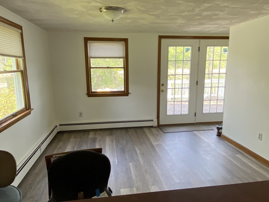 6 Amherst Street Property Photo 38
