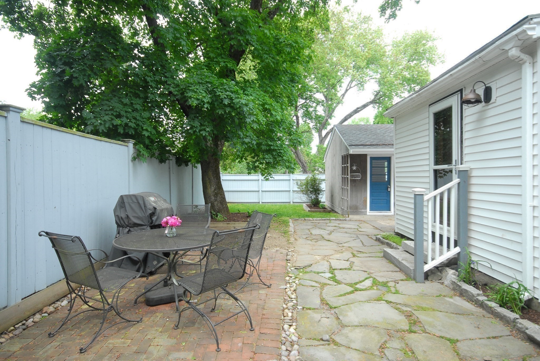 1832 Main St. Property Photo 11