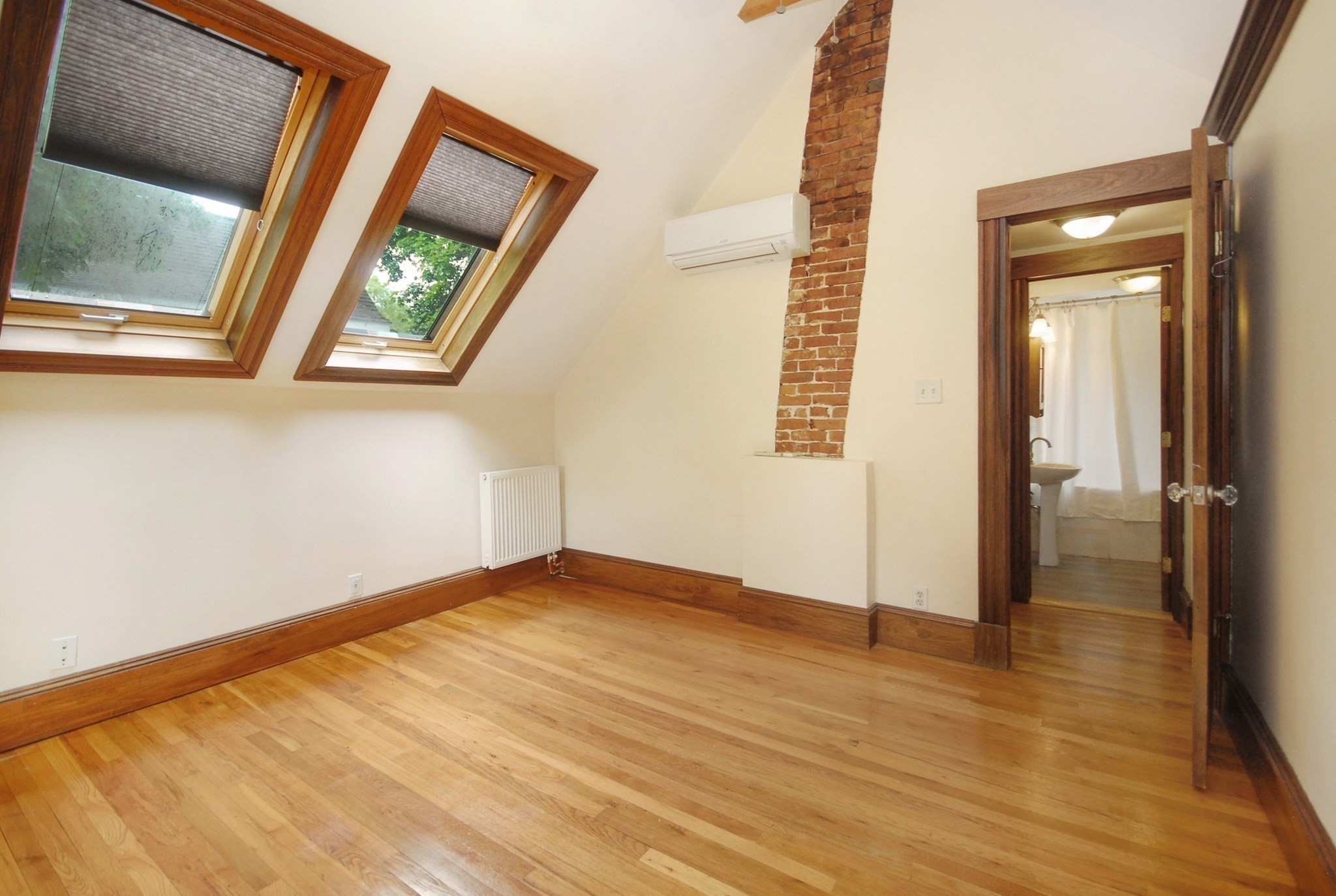 1832 Main St. Property Photo 17