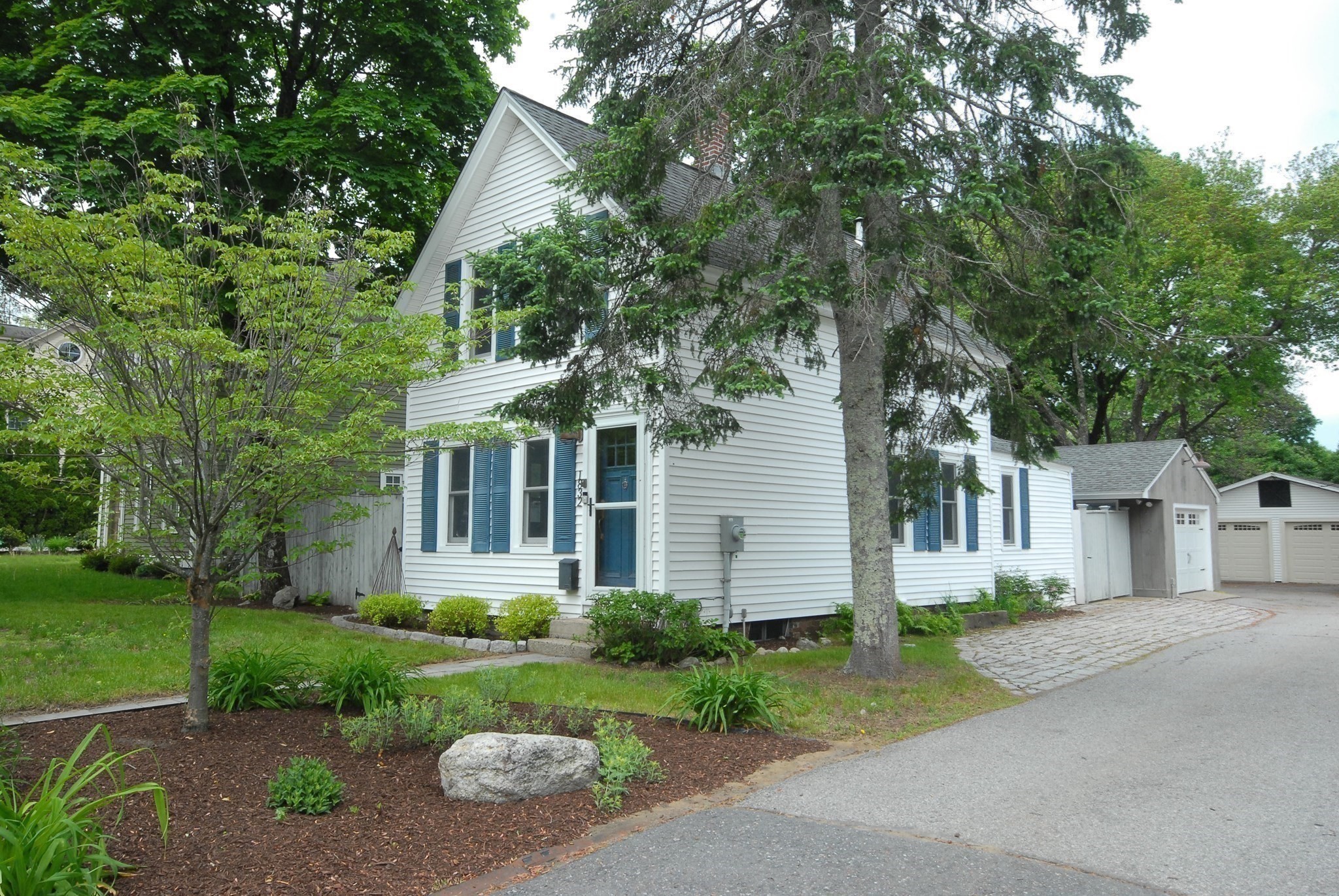 1832 Main St. Property Photo 21