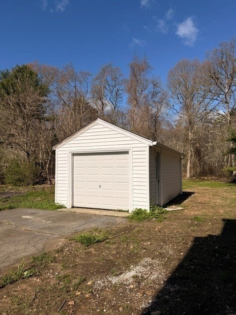 701 Mill St Property Photo 5