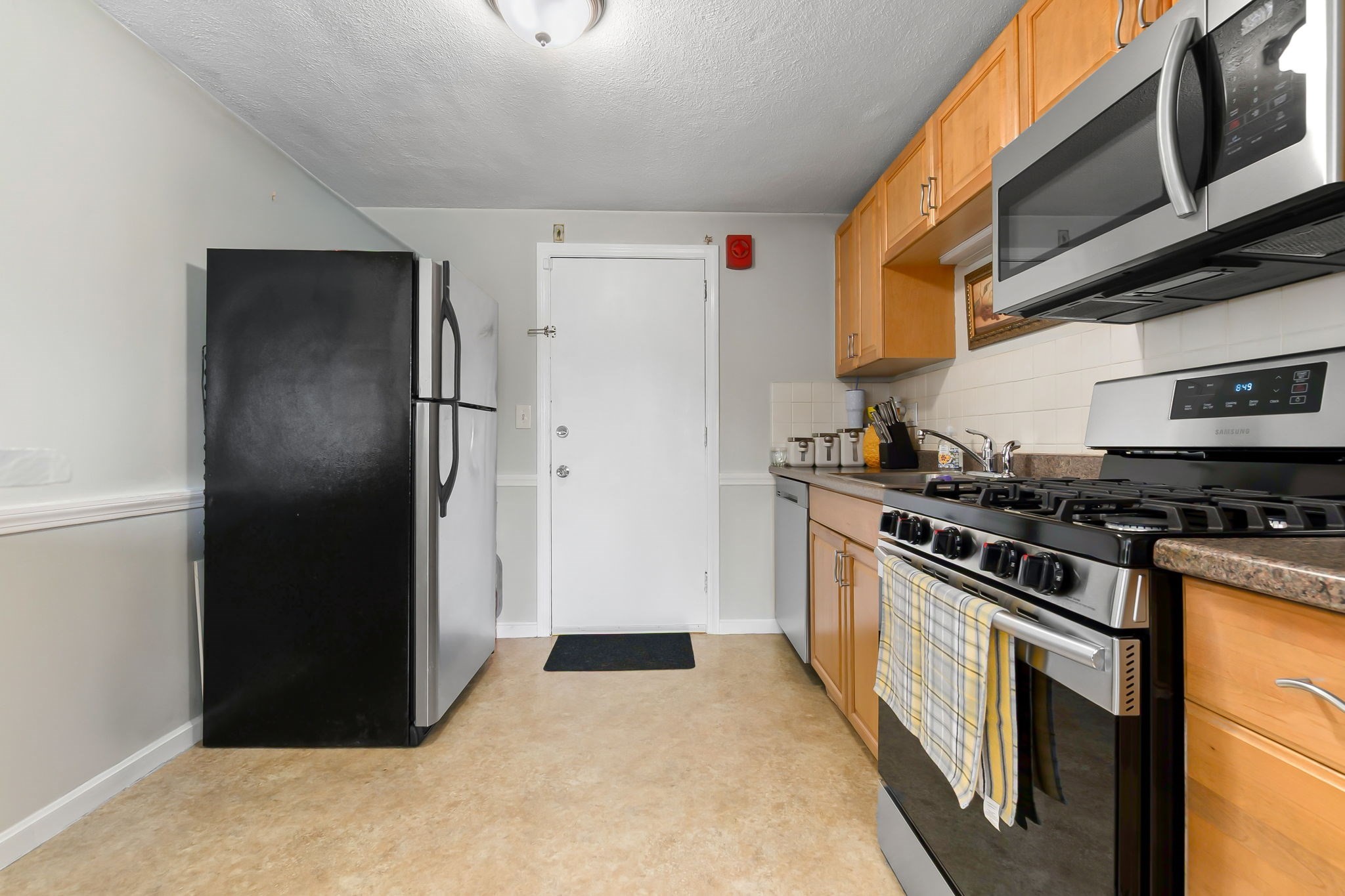 70 Mudge St # 17 Property Photo 2