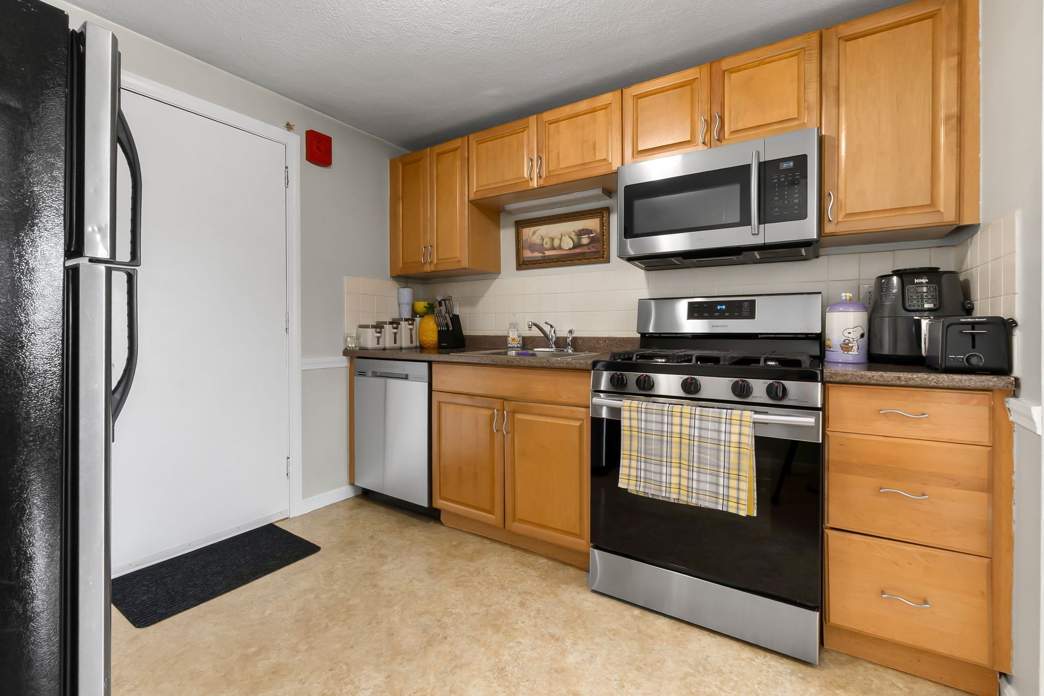 70 Mudge St # 17 Property Photo 3