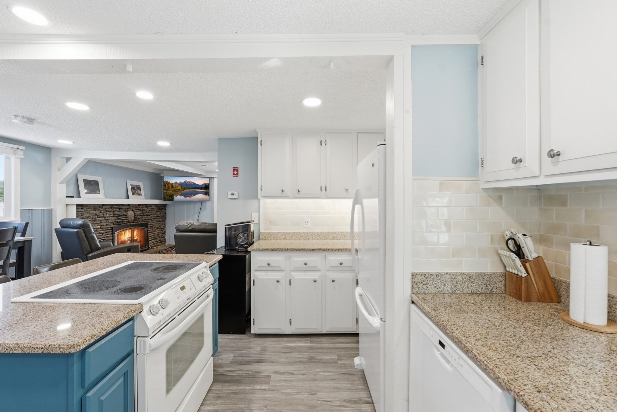 45 Hollywood Drive Property Photo 17