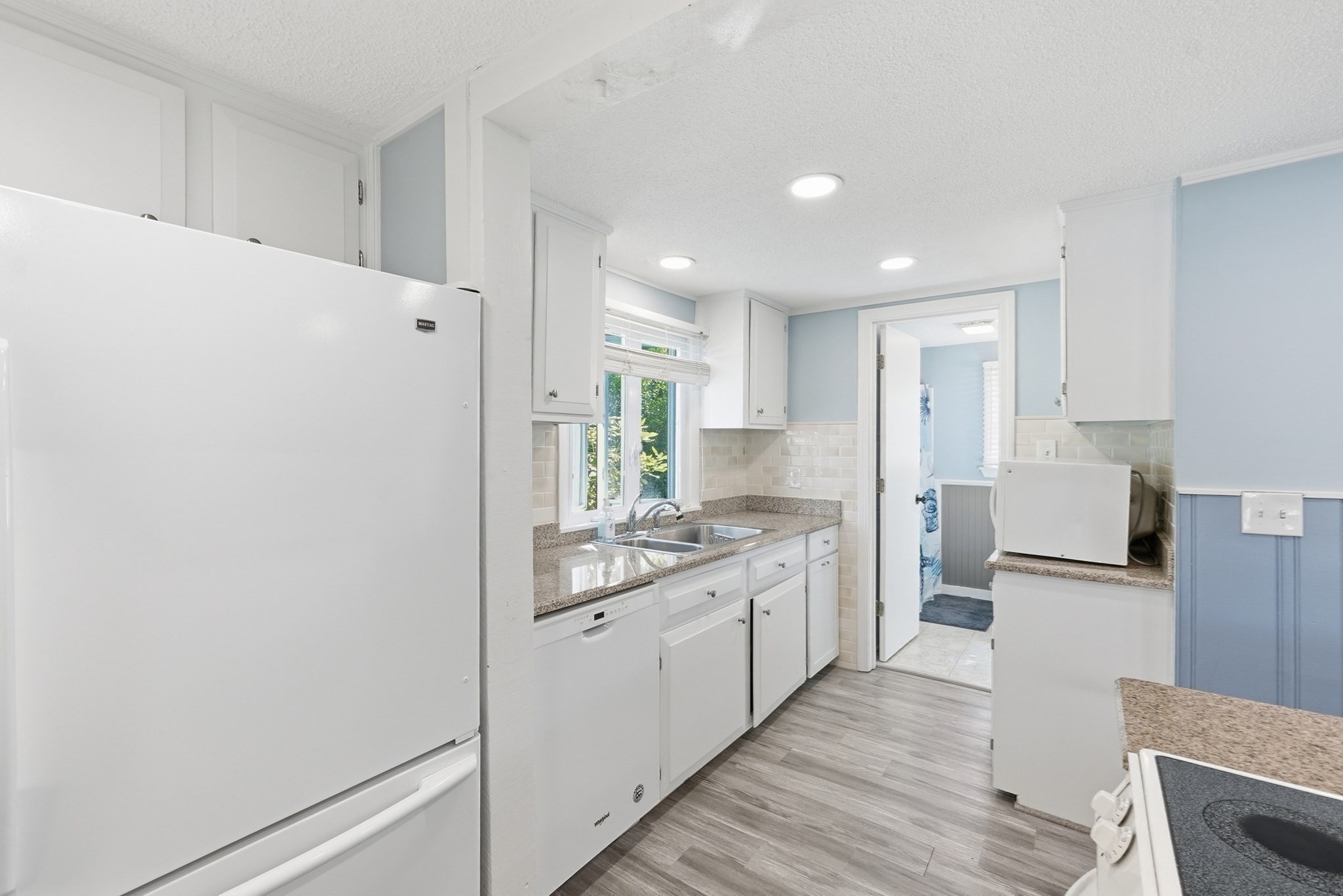 45 Hollywood Drive Property Photo 18