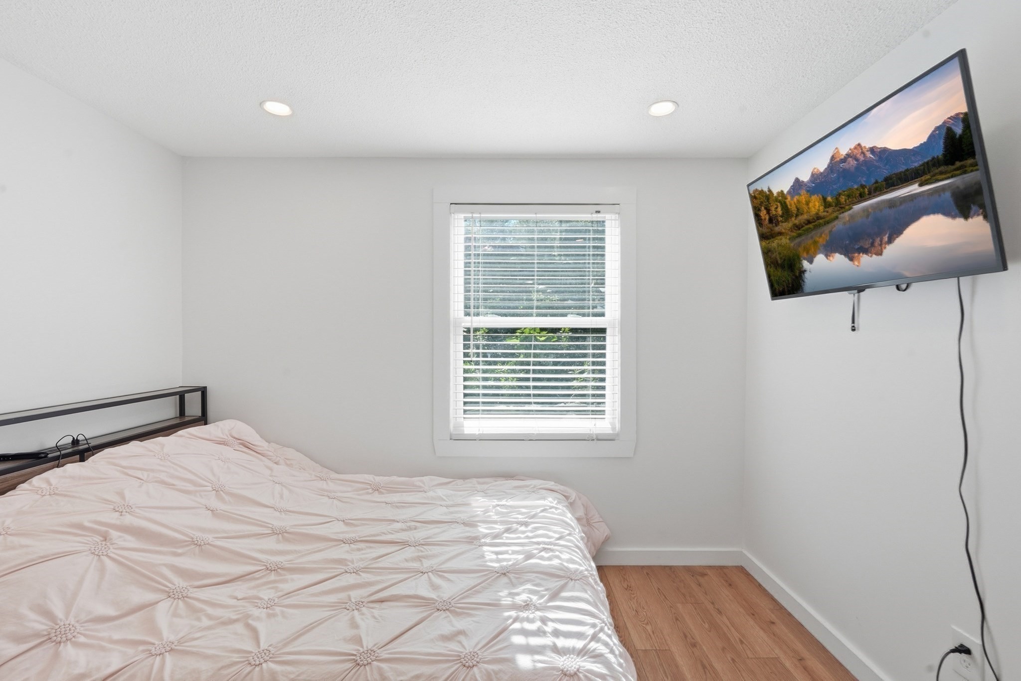 45 Hollywood Drive Property Photo 21