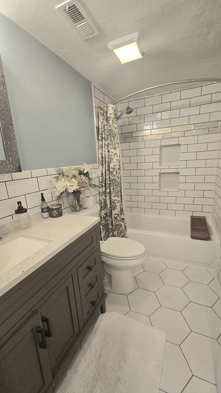 407 Washington St # 2 Property Photo 16