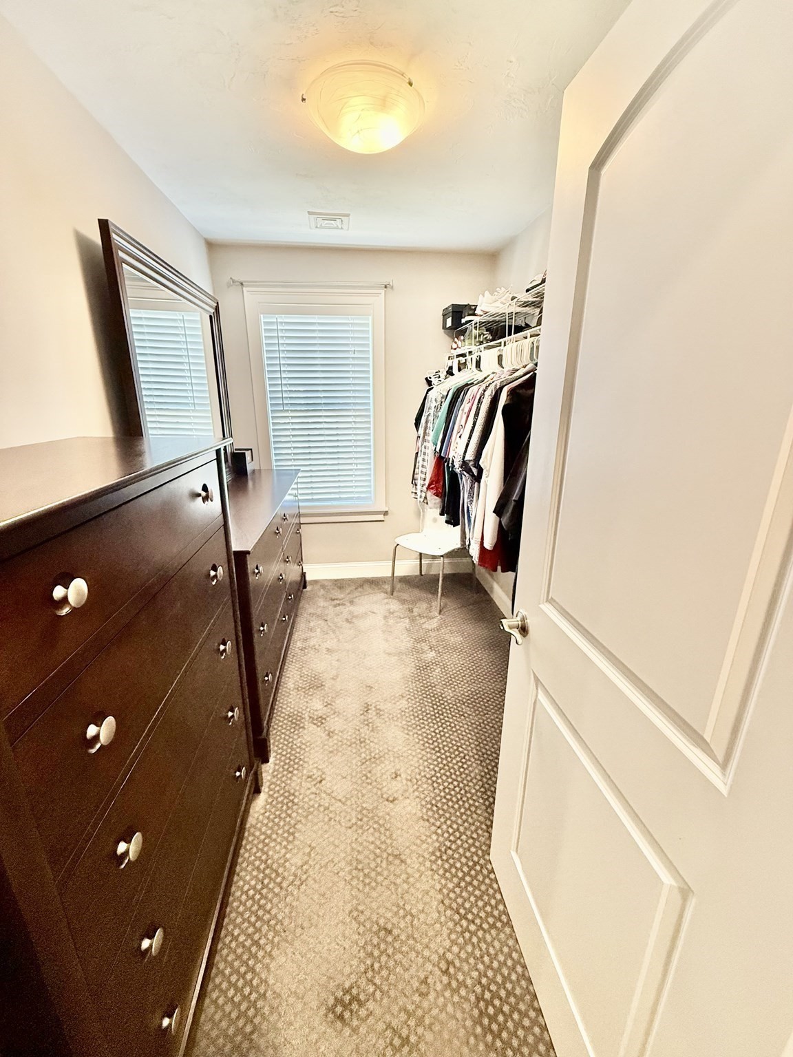 9 Peters Way Property Photo 7