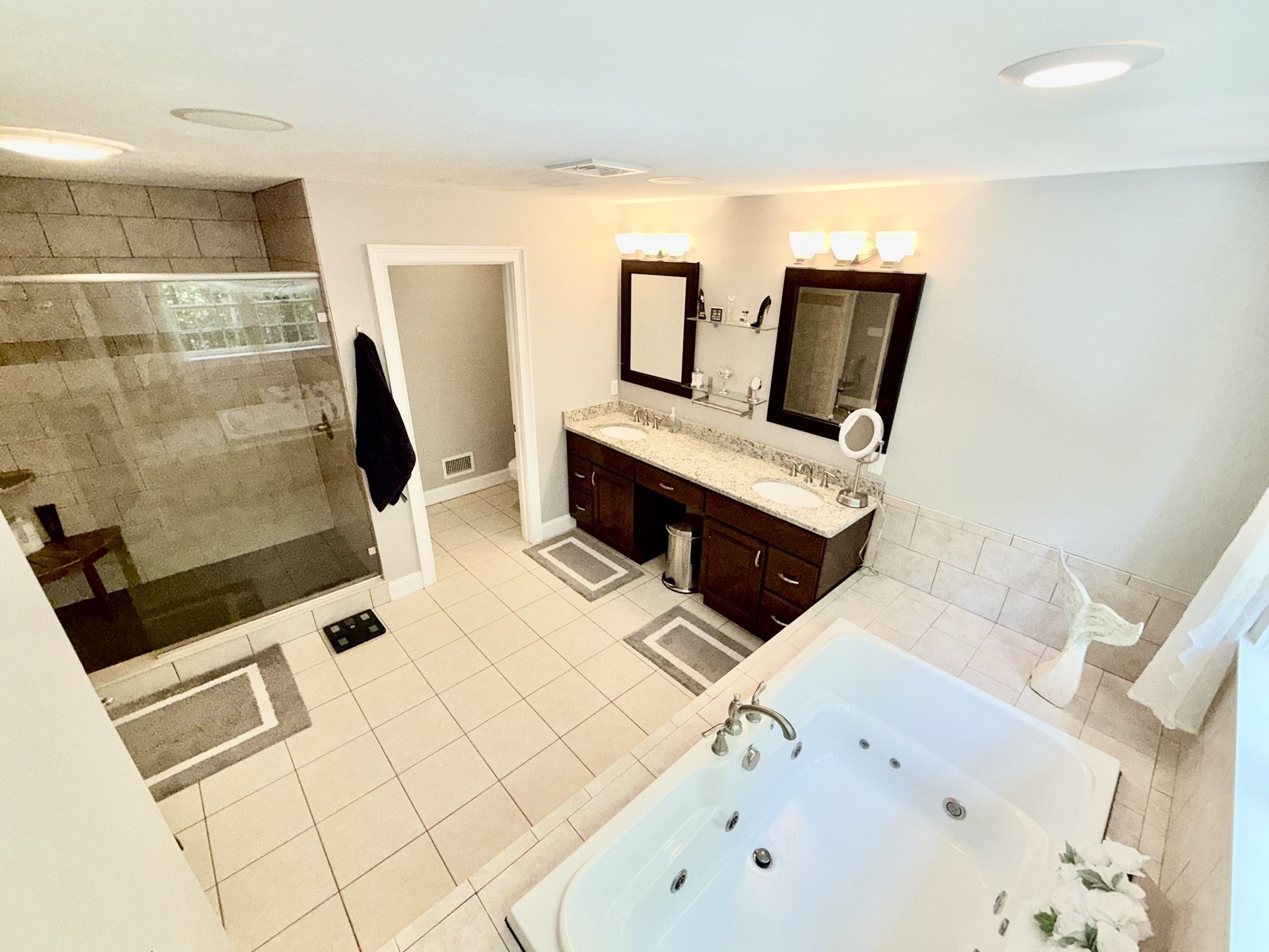 9 Peters Way Property Photo 9