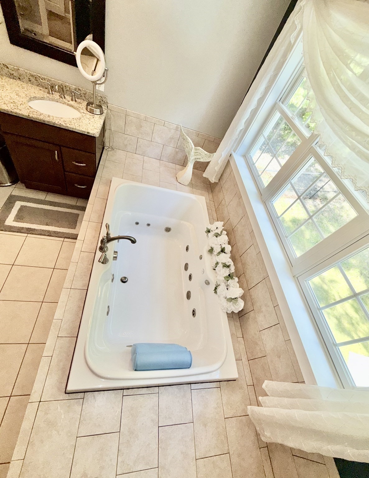 9 Peters Way Property Photo 10
