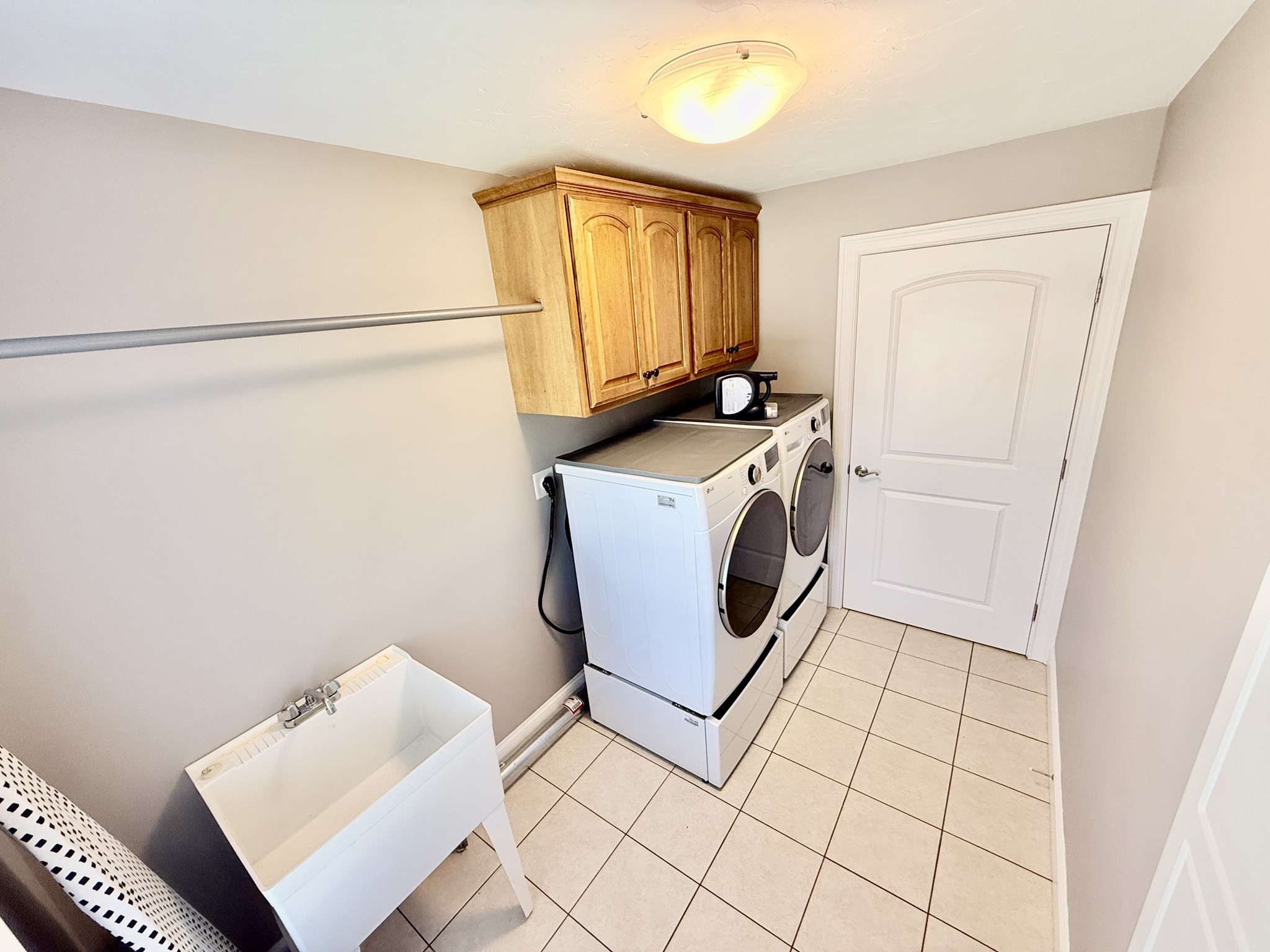 9 Peters Way Property Photo 42