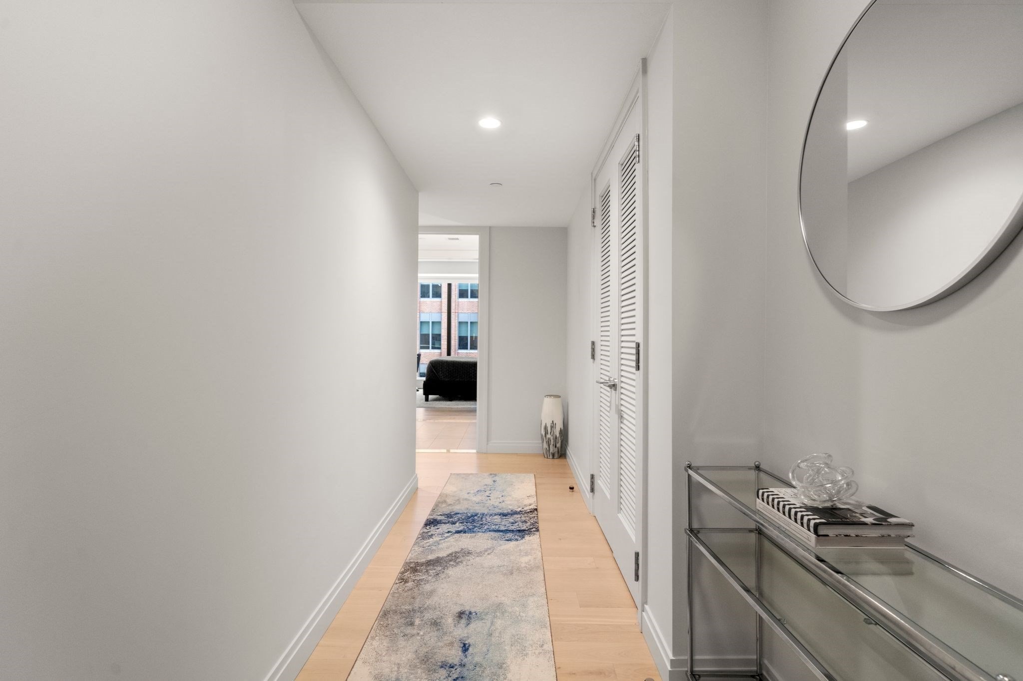 135 Seaport Blvd # 1506 Property Photo 5