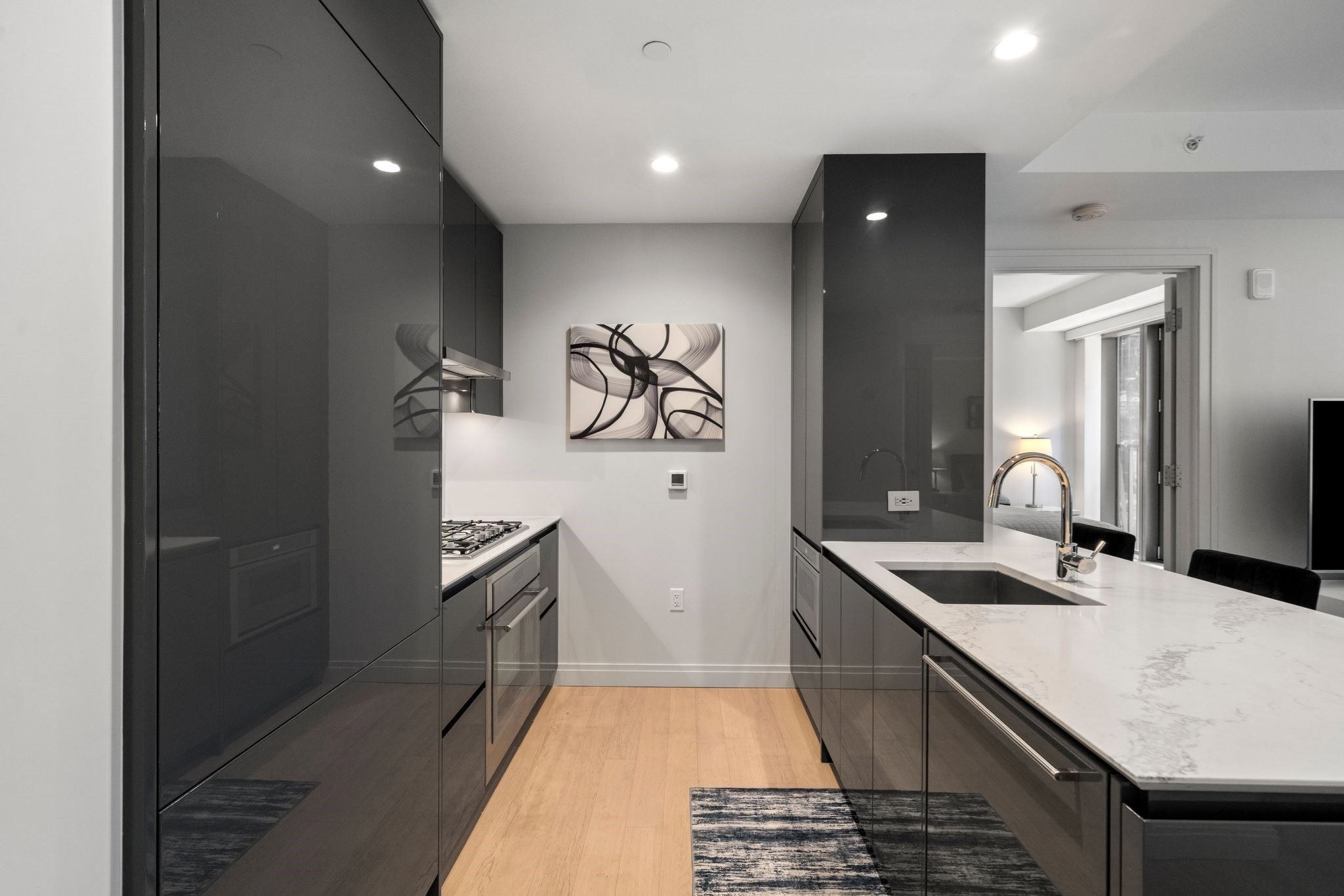 135 Seaport Blvd # 1506 Property Photo 6