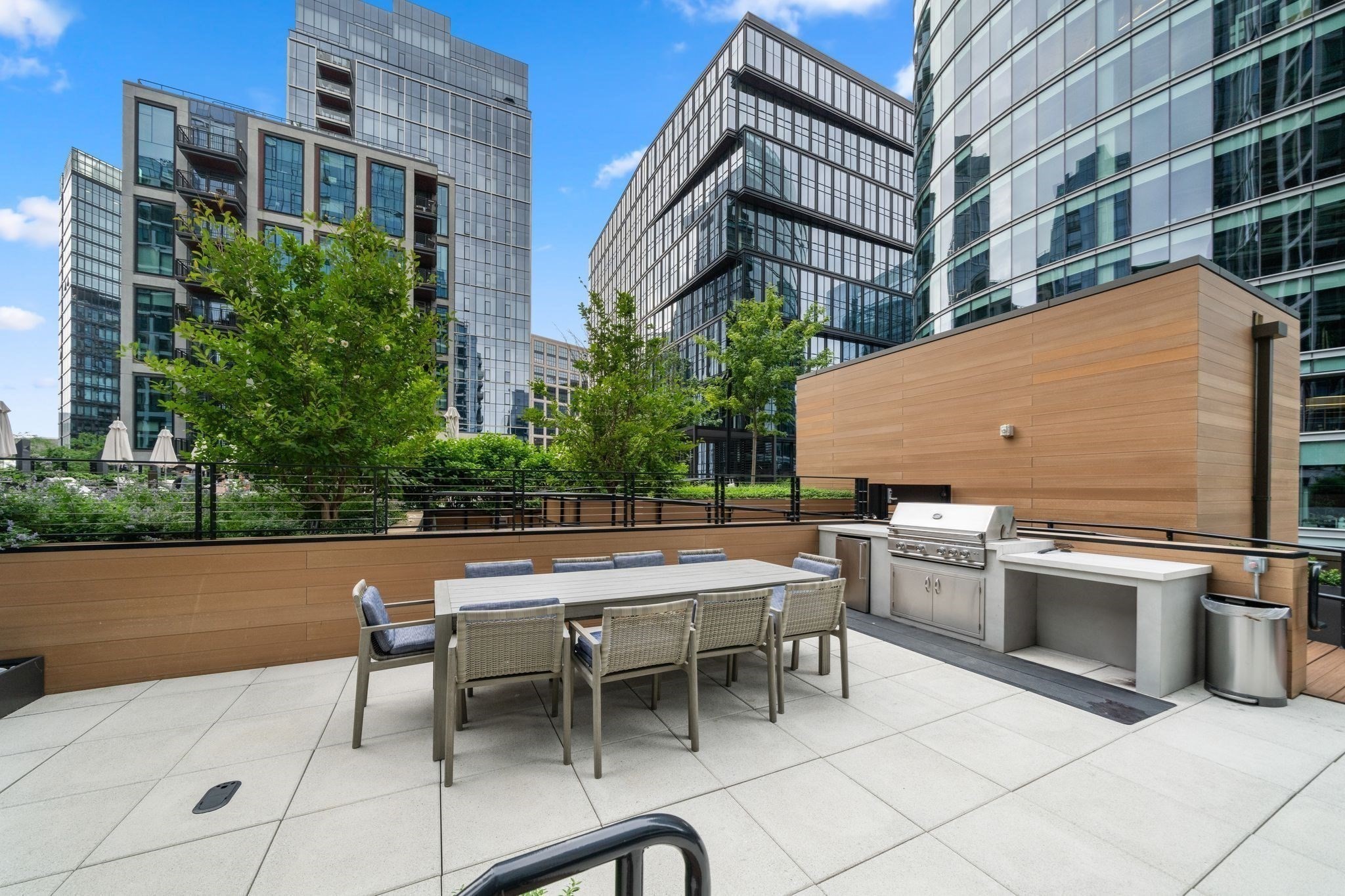 135 Seaport Blvd # 1506 Property Photo 22