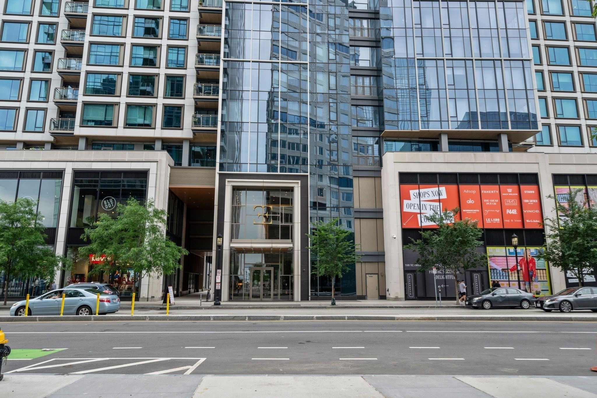 135 Seaport Blvd # 1506 Property Photo 39