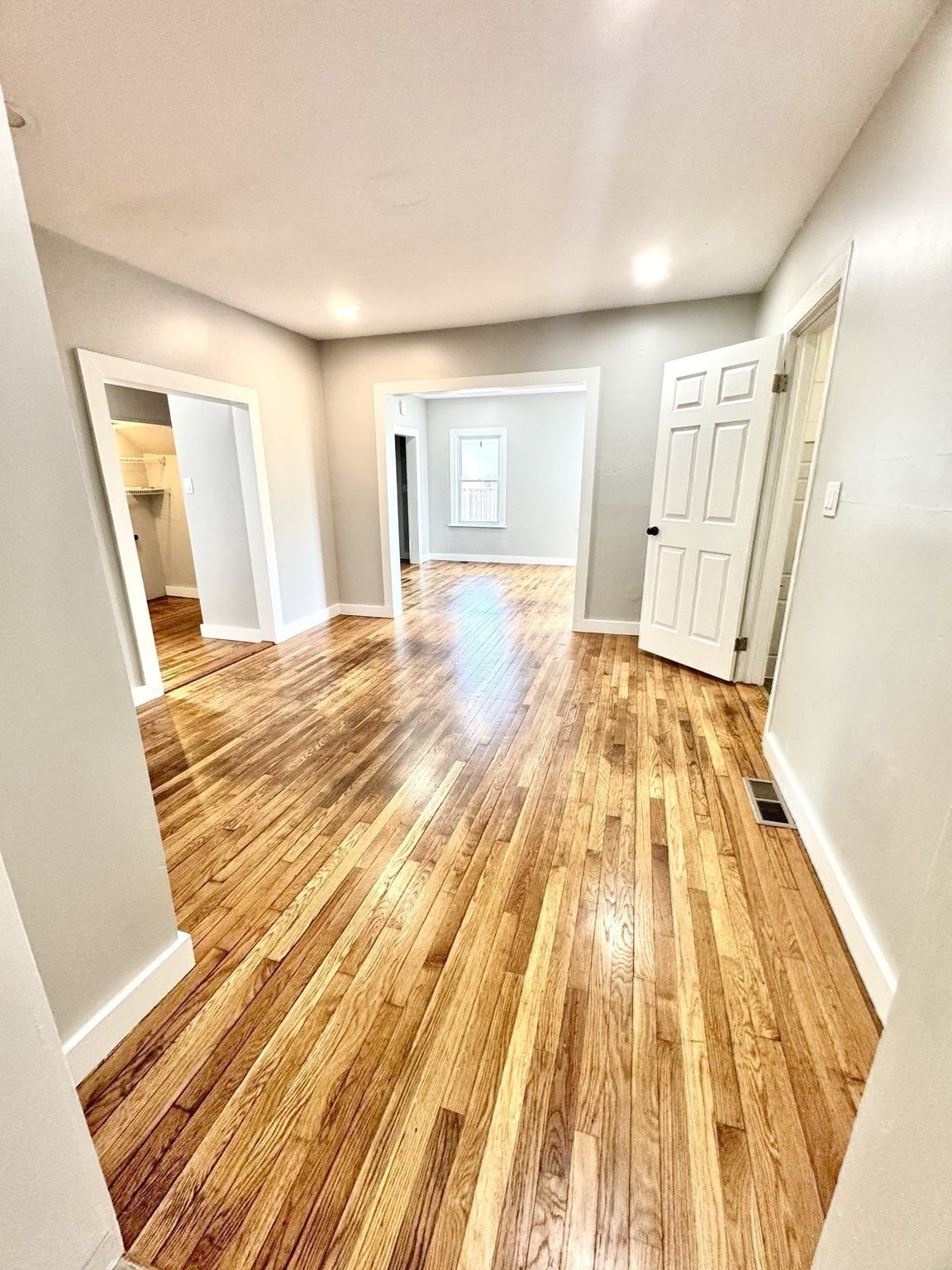 14 Elm Ave Property Photo 18