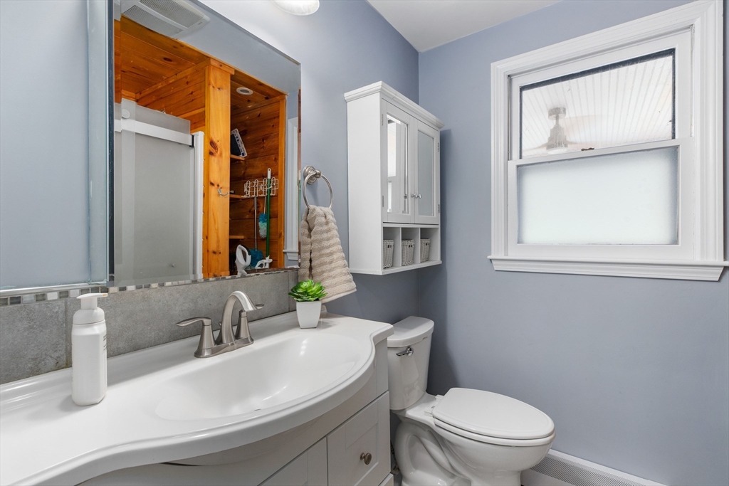 30 Pompositticutt St Property Photo 20