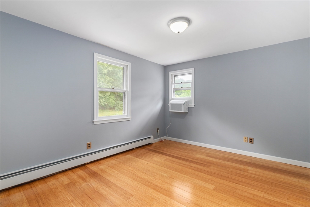 30 Pompositticutt St Property Photo 32