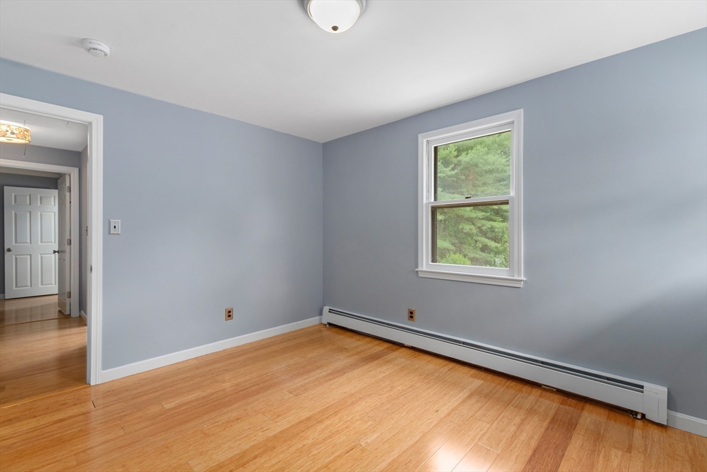 30 Pompositticutt St Property Photo 33