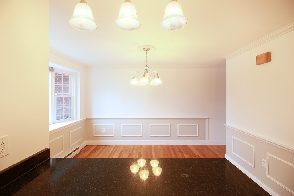 60 Lake St # D Property Photo 8