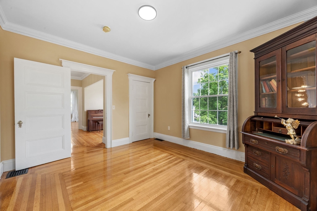 48 Union St Property Photo 28