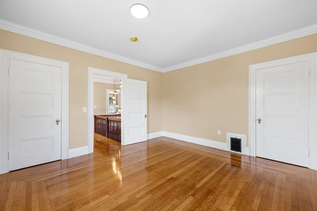 48 Union St Property Photo 32