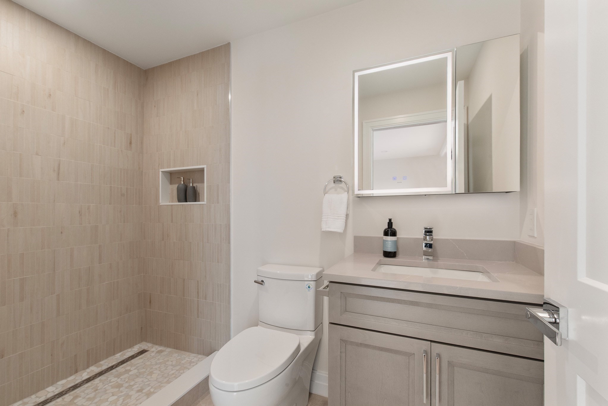 72 Hyde Park Ave # 6 Property Photo 16