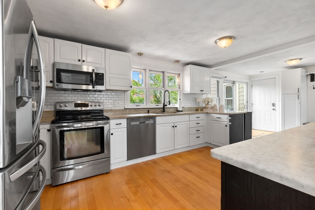 17 Stafford Road Property Photo 6