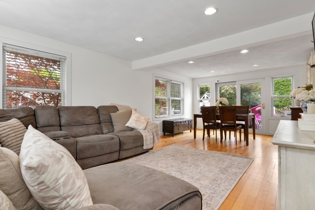 17 Stafford Road Property Photo 13
