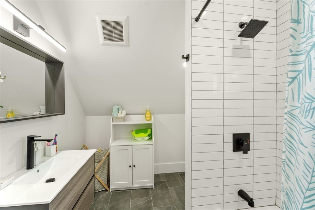 23 Jaques St # B Property Photo 34