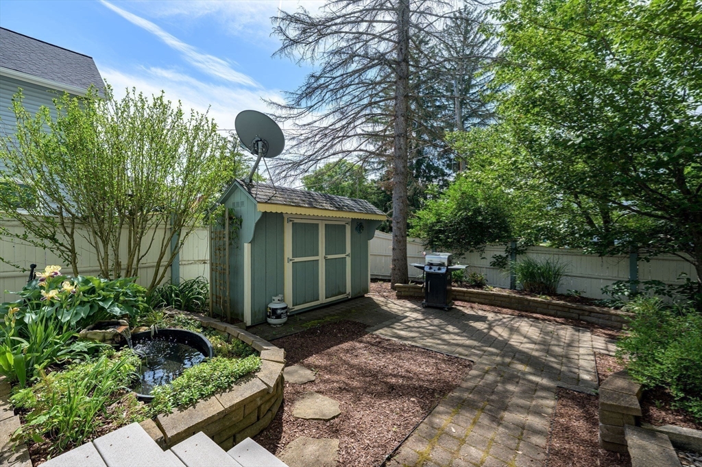 1030 Pine St Property Photo 30