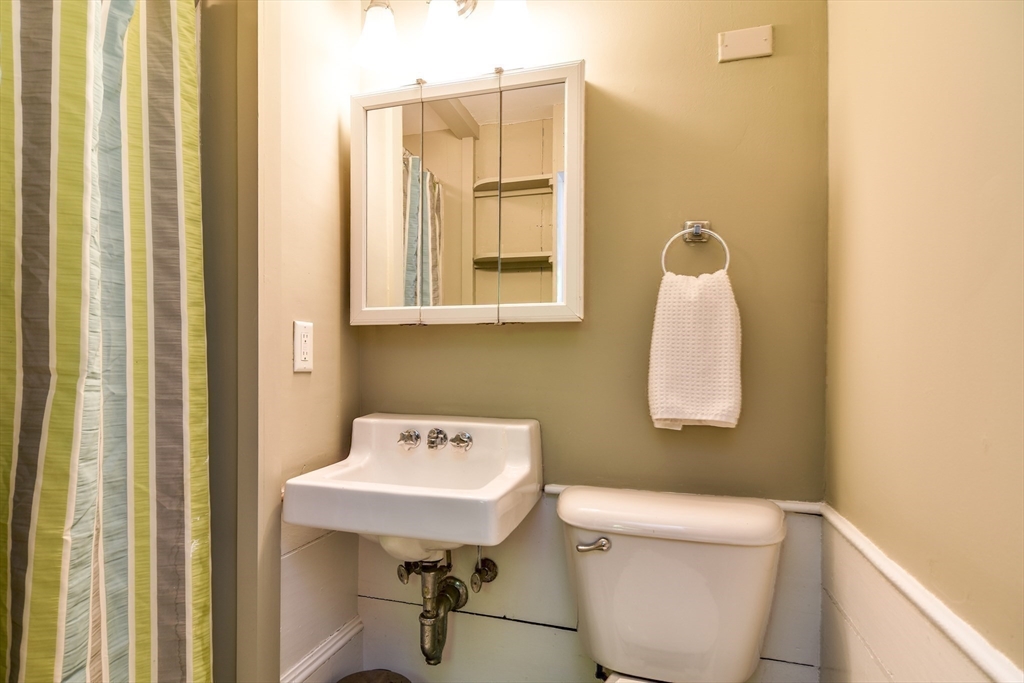33 Grove Street Property Photo 14