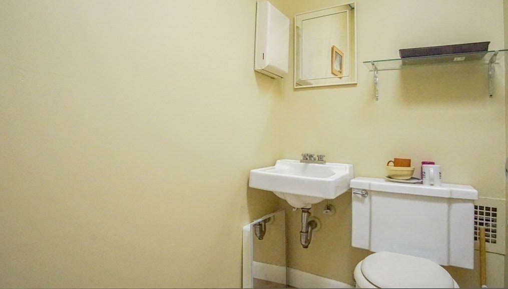 52-54 Brigham St (suite 7 & 9) # 10 Property Photo 10
