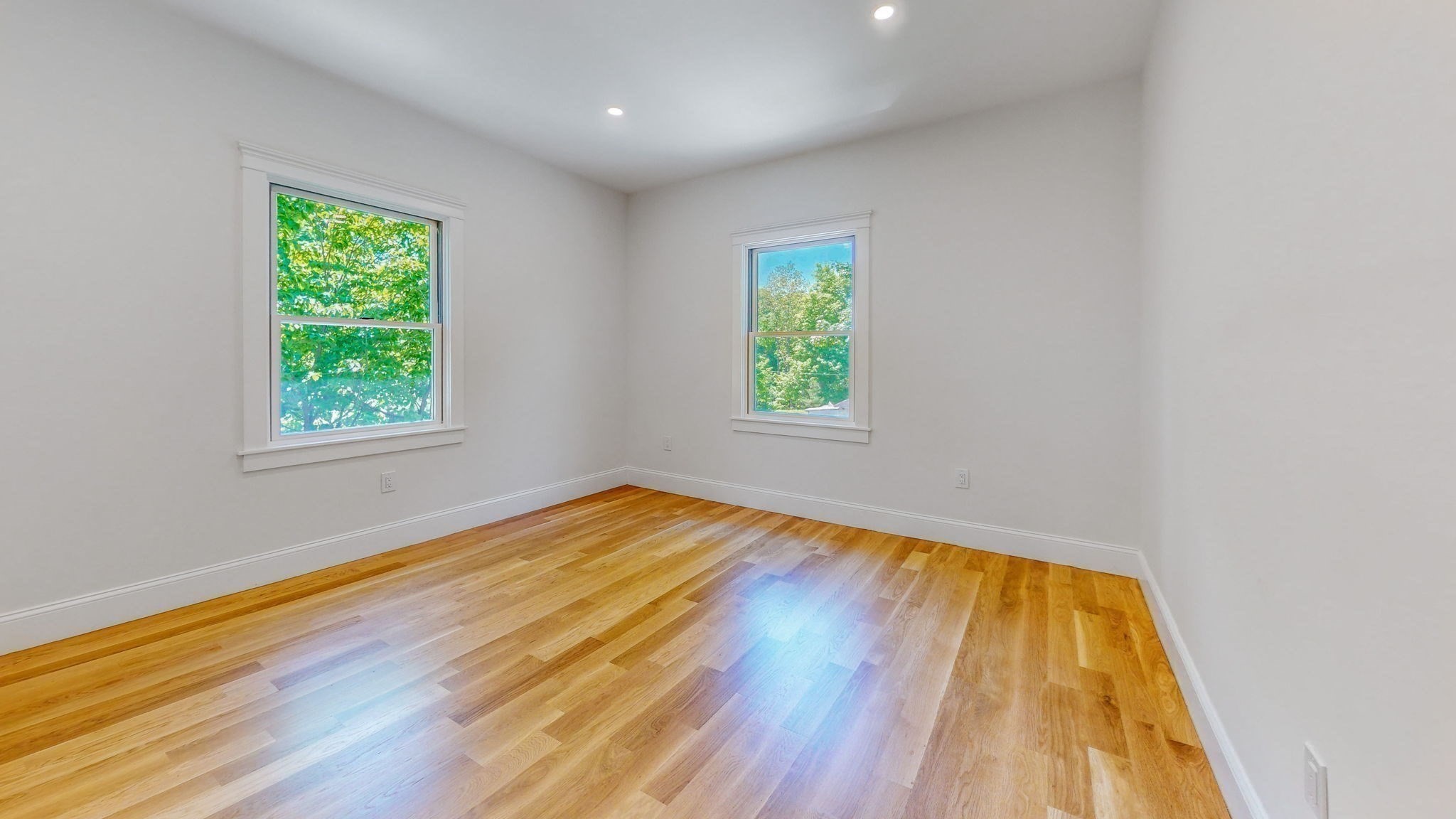 37 Oakland St Property Photo 26