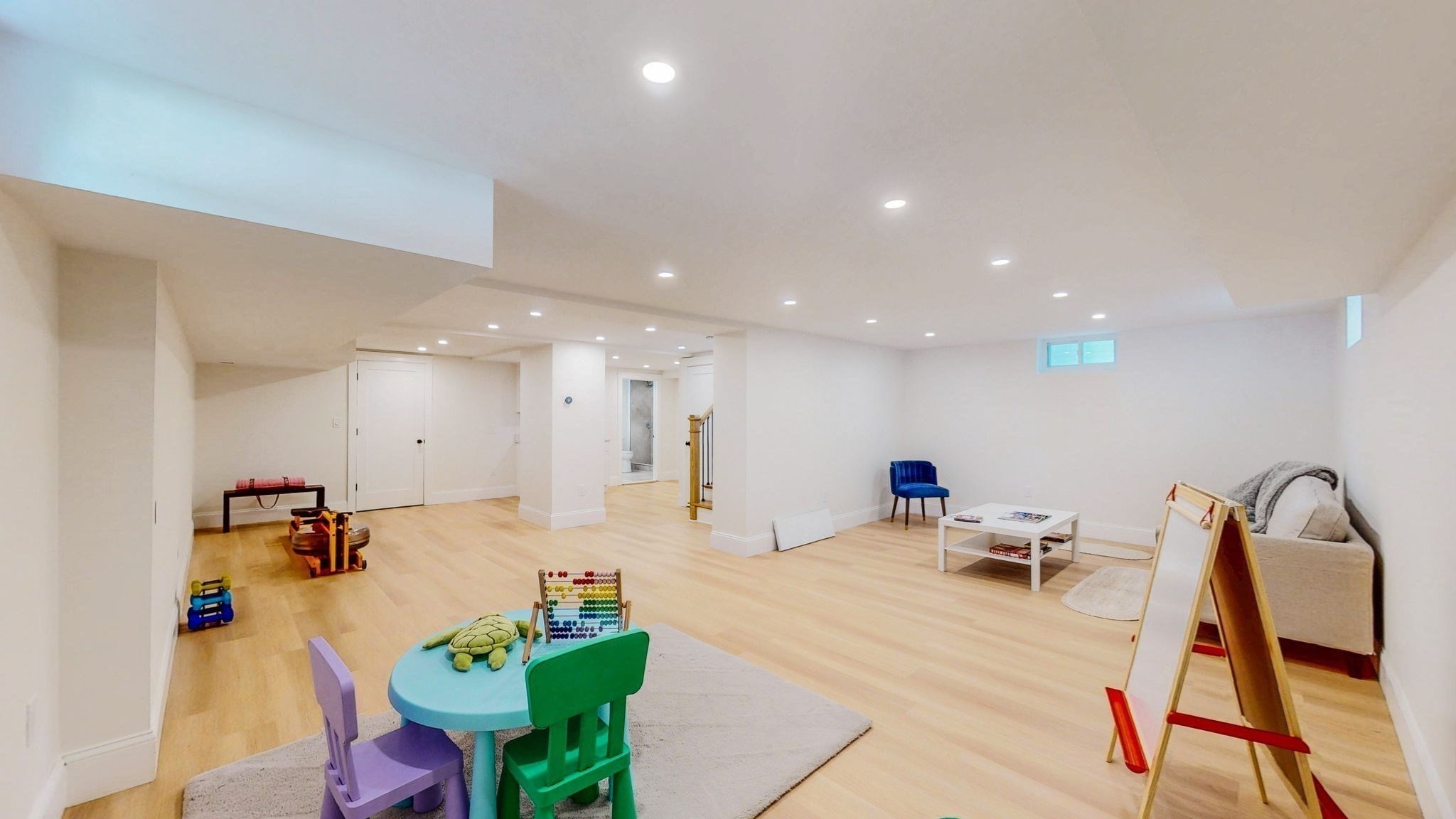 37 Oakland St Property Photo 31