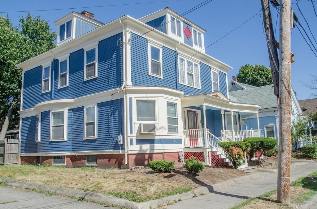 24 Cherry St Property Photo 2