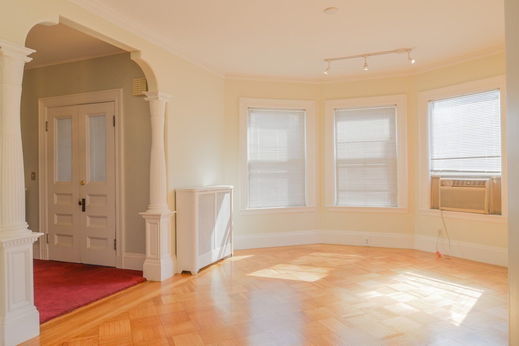 24 Cherry St Property Photo 8