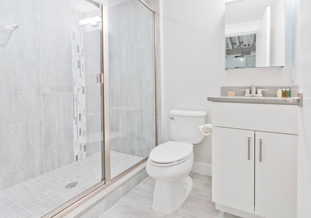 630 Washington # 410 Property Photo 12