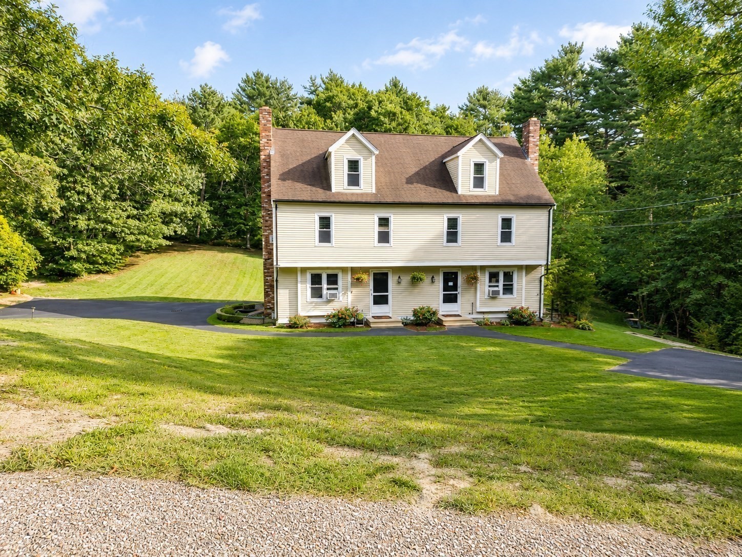 1096 Long Pond Rd Property Photo 3